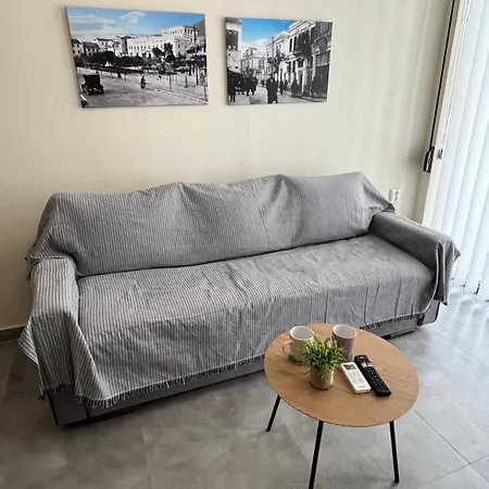 Apartment 11 Diamond Drive *