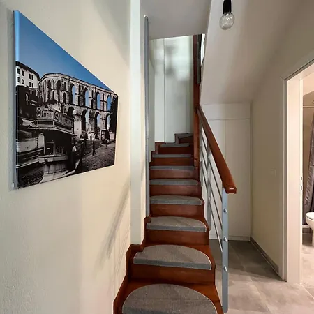 11 Diamond Drive, Luxury Bright & Quiet Center Loft, Easy Access Kavala