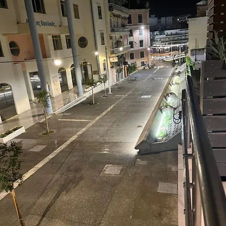 Apartmán 11 Diamond Drive, Luxury Bright & Quiet Center Loft, Easy Access *