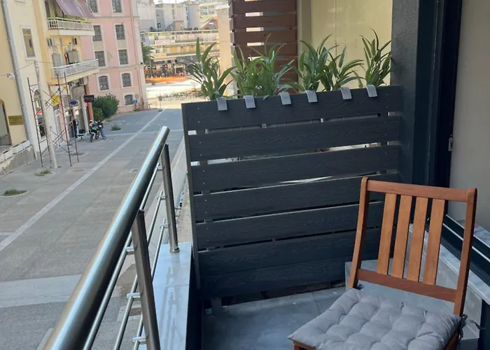 Apartament 11 Diamond Drive, Bright & Quiet Center Apartment, Easy Access *