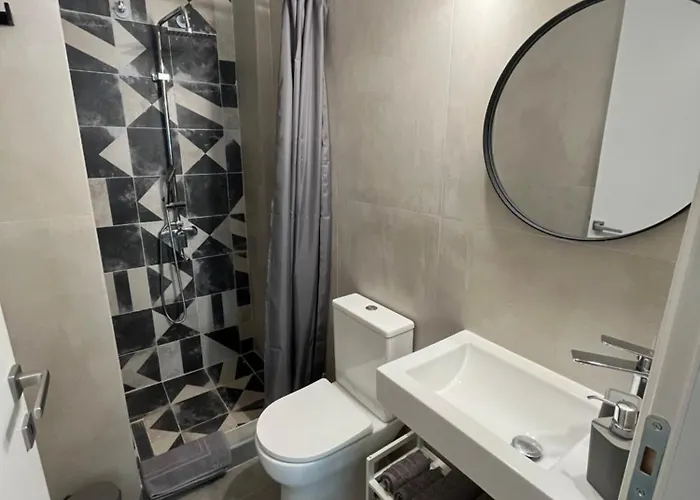 Apartmán 11 Diamond Drive, Bright & Quiet Center Apartment, Easy Access *